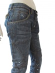 Vic-Torian Jeans with decorative seams 