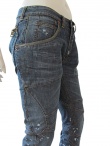 Vic-Torian Jeans with decorative seams 