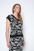 Marc Point Sleeves V-neck