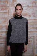 Nicolas & Mark Knit collar and sleeve T-shirt