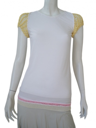 Clare Tough T-Shirt with handknitted short sleeves