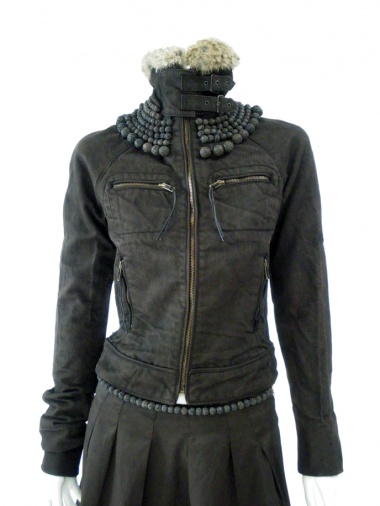 Norio Nakanishi Cappotto con pelo e collier