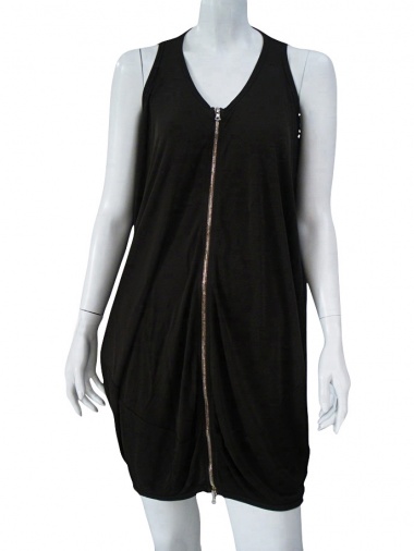 Nicolas & Mark Sleeveless egg-formed jumper